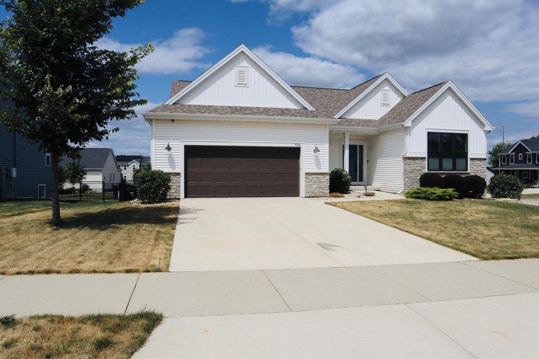 House in Oregon, Wisconsin, United States 2 - 18505340