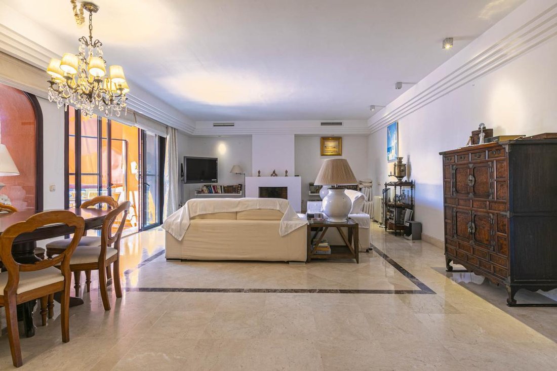 Apartment in Nueva Andalucia, Marbella, Spain 2 - 18499449