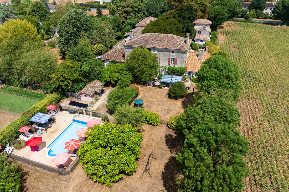 Villa in Chef-Boutonne, Nouvelle-Aquitaine, France 1 - 18501246