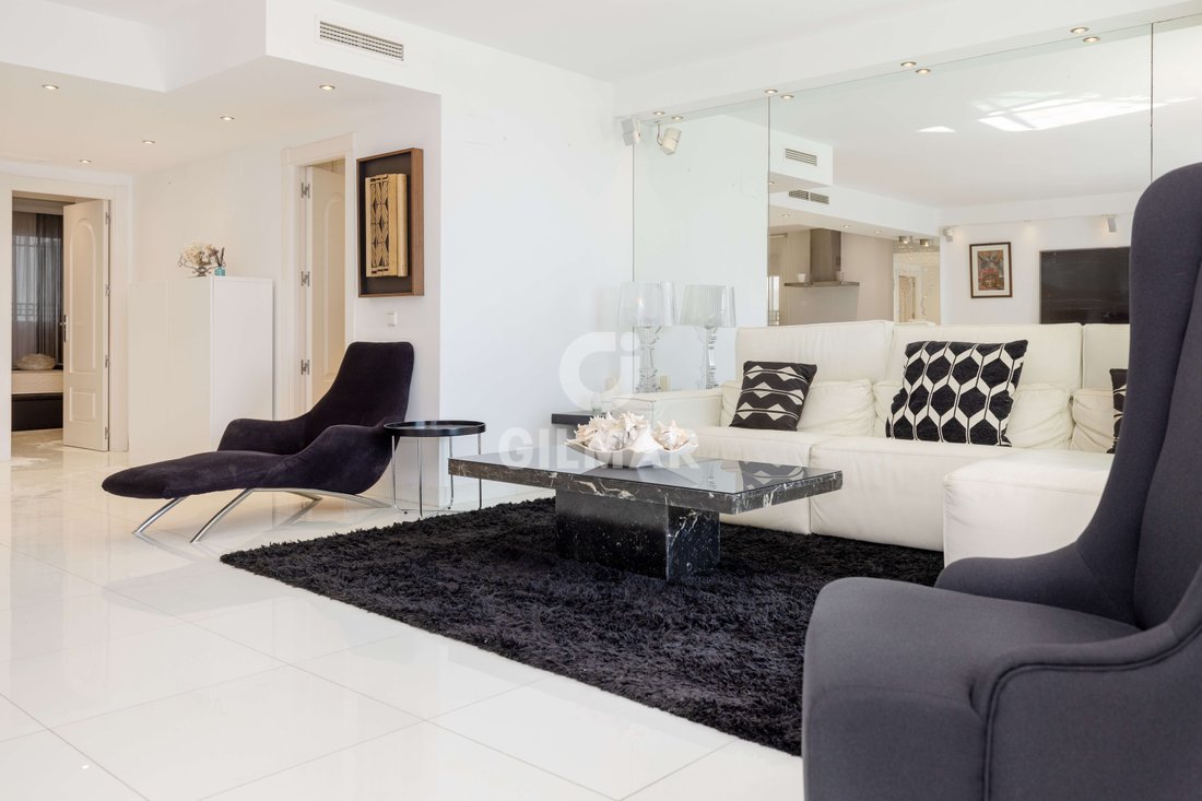 Apartment in Marbella, Andalusia, Spain 5 - 18500494
