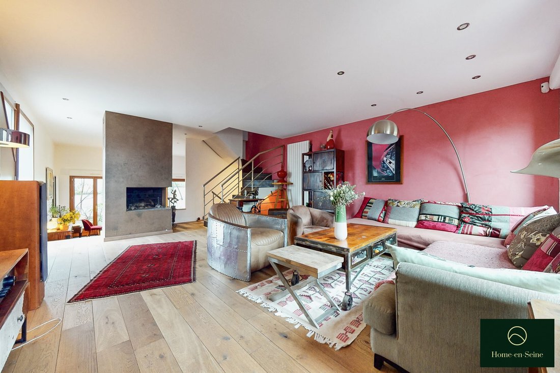 House in Les Lilas, Ile-de-France, France 2 - 18505053