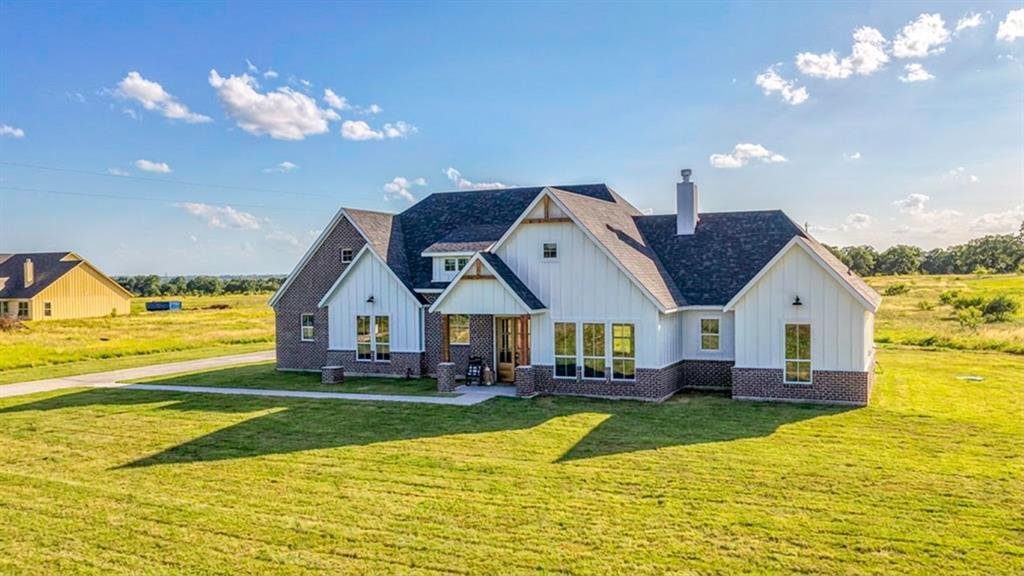 House in Granbury, Texas, United States 1 - 18500341