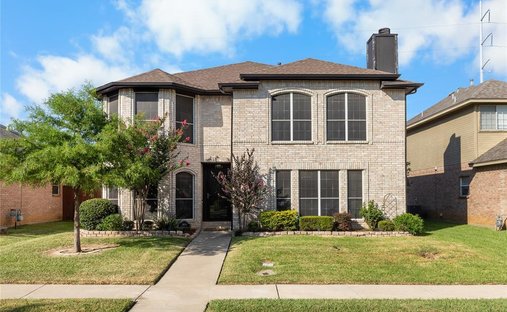 House in Lewisville, Texas, United States 1