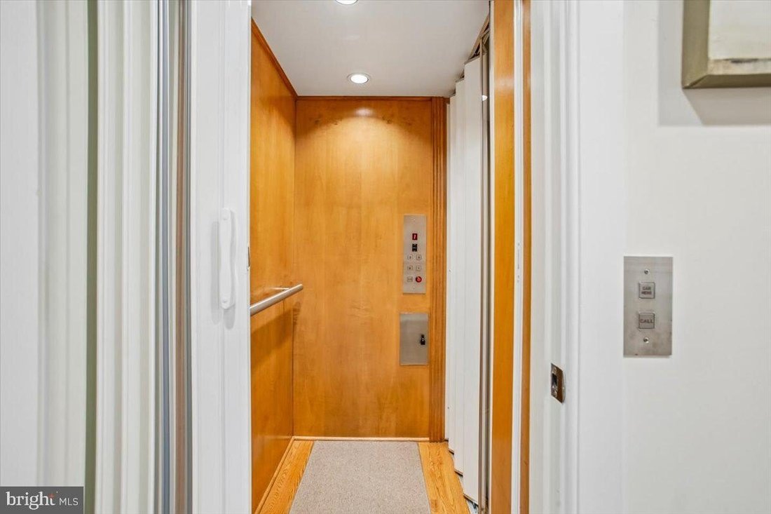 Haus in McLean, Virginia, Vereinigte Staaten 5 - 18505290