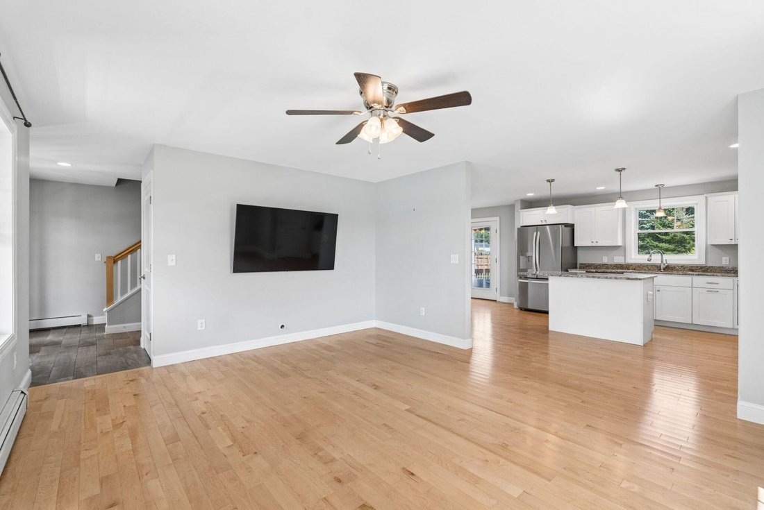 House in Gorham, Maine, United States 4 - 18504800