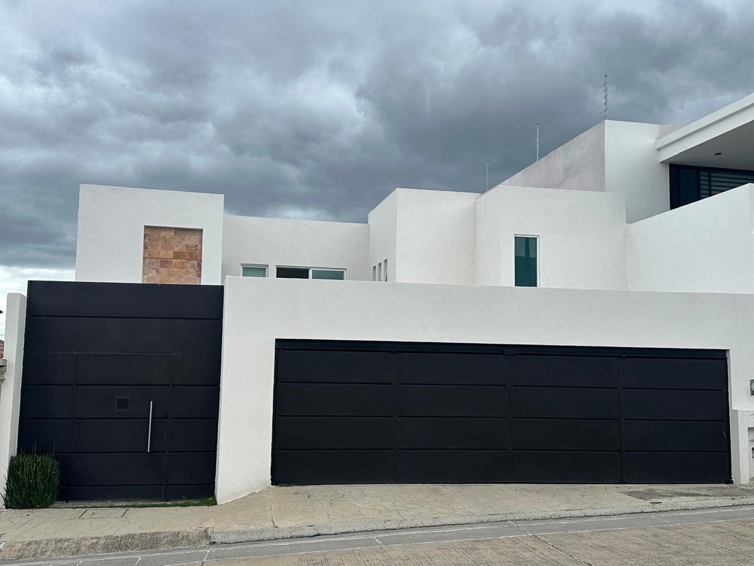 House in El Molino Residencial, Guanajuato, Mexico 1 - 18500396