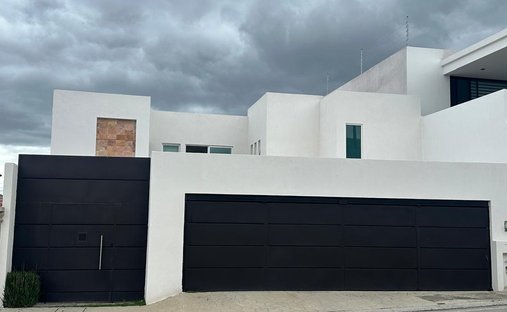 House in El Molino Residencial, Guanajuato, Mexico 1