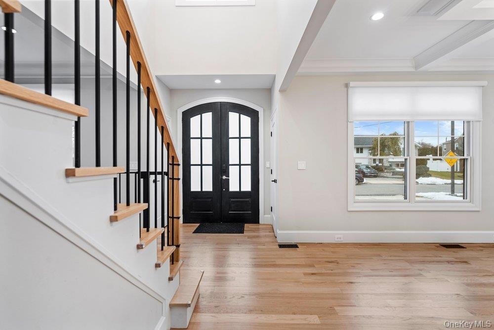 House in Old Bethpage, New York, United States 3 - 18500380