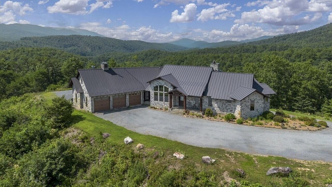 House in Hot Springs, Virginia, United States 3 - 18505498