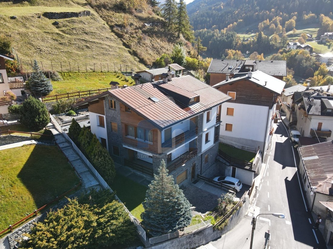 Villa in Bormio, Lombardy, Italy 1 - 18498820