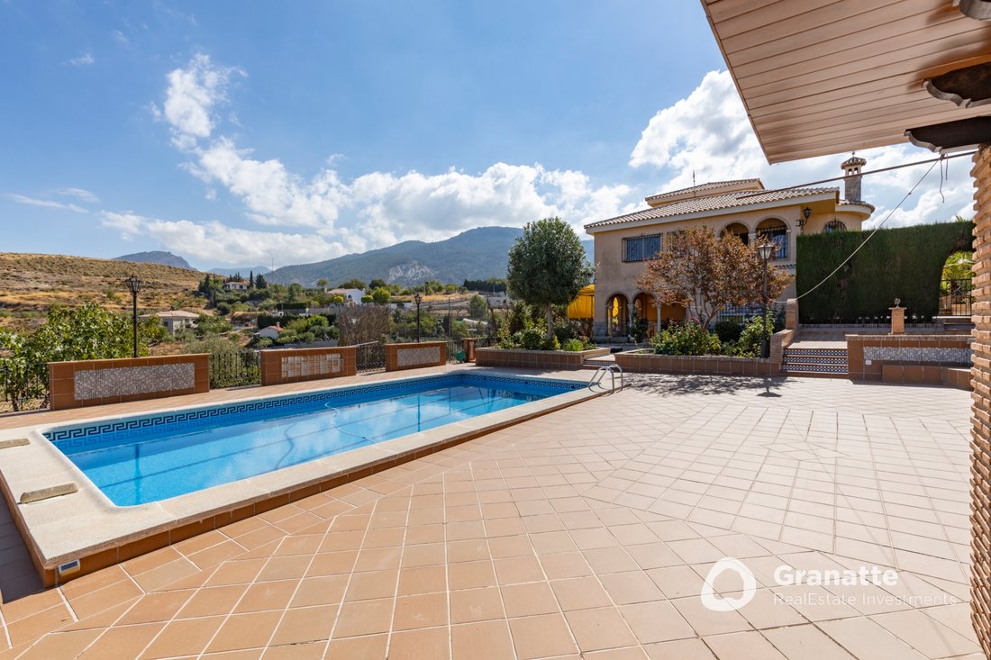 Villa in Monachil, Andalusia, Spain 1 - 18500336