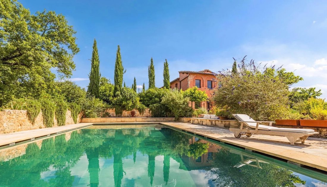 Villa in Siena, Tuscany, Italy 4 - 18505383