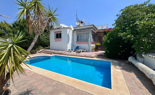 Villa a Estepona, Andalusia, Spagna 1