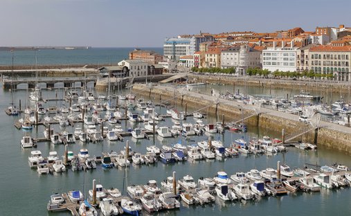 Apartment in Distrito Centro, Gijon / Xixon, Spain 1