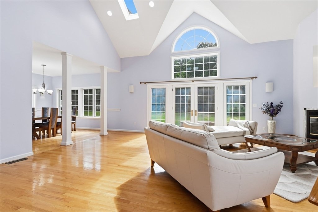 House in Westfield, Massachusetts, United States 5 - 18506001