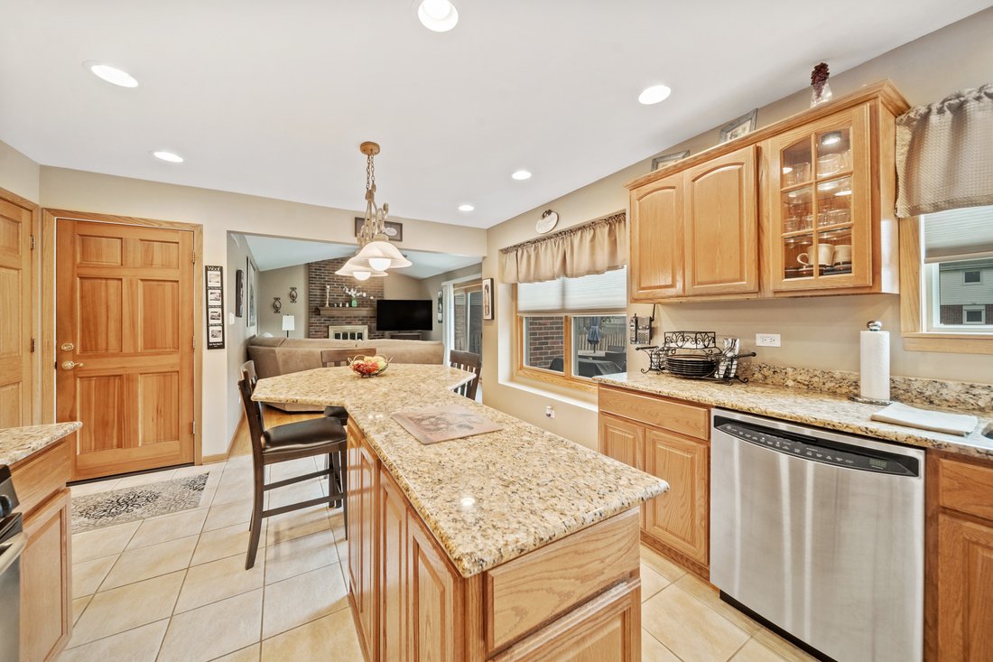 House in Darien, Illinois, United States 3 - 18505657
