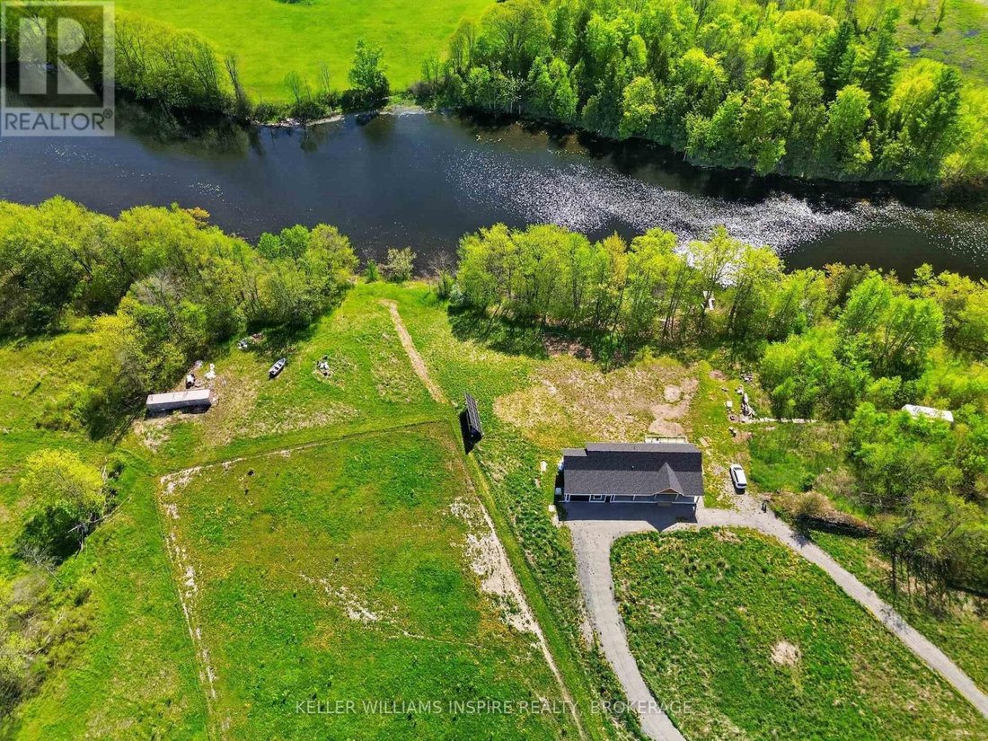 House in Rideau Lakes, Ontario, Canada 3 - 18505925