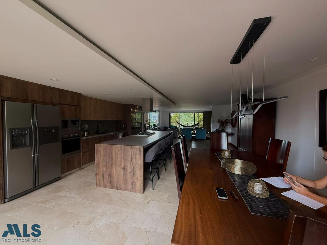 Apartment in Medellín, Antioquia, Colombia 2 - 18506341