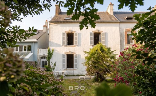 House in Ouest Péri-Centre Ville, Vannes, France 1