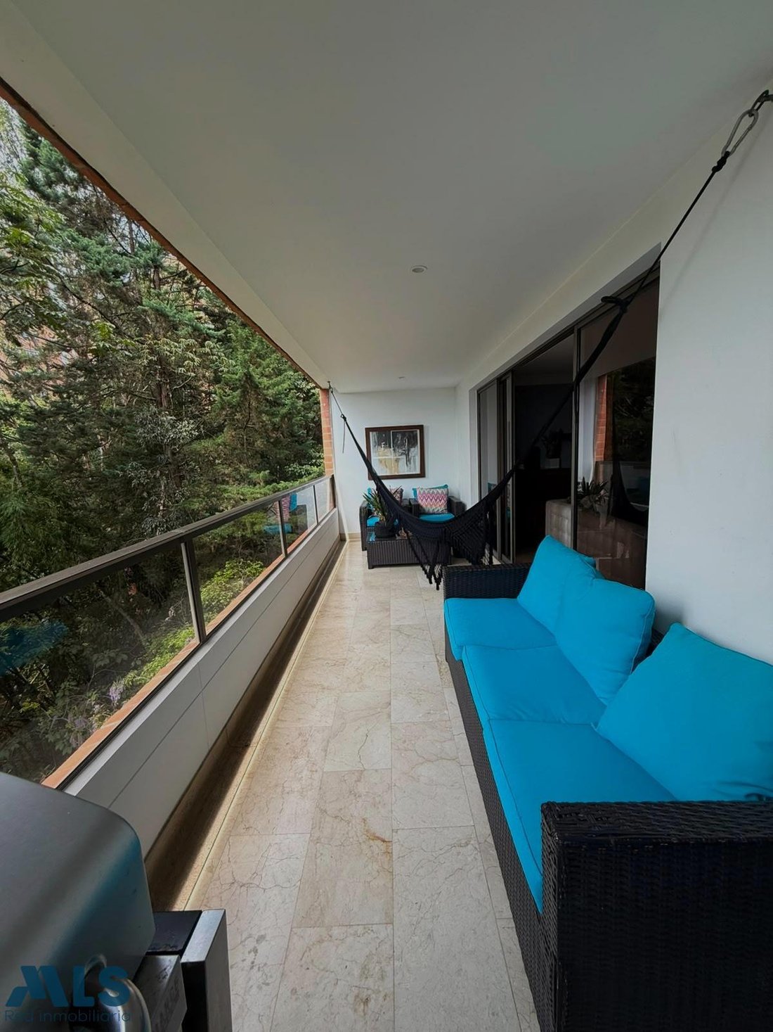Apartment in Medellín, Antioquia, Colombia 3 - 18506341