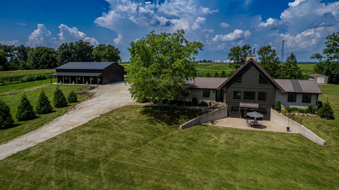 House in Ashkum, Illinois, United States 1 - 18505756