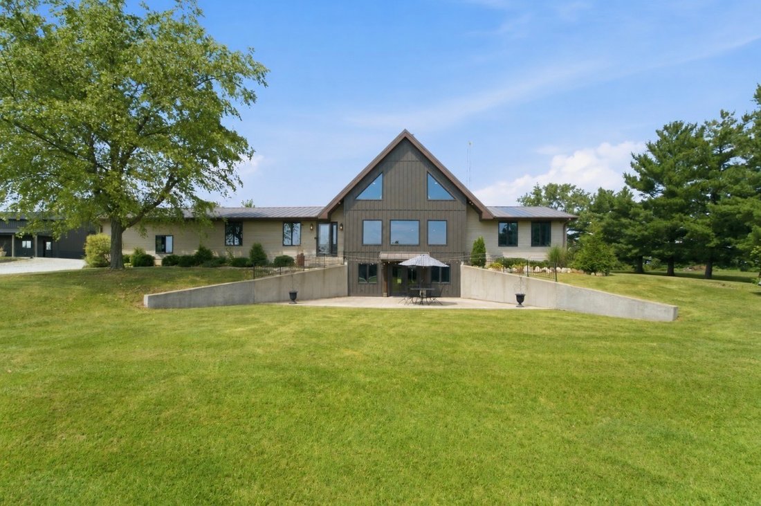 House in Ashkum, Illinois, United States 3 - 18505756