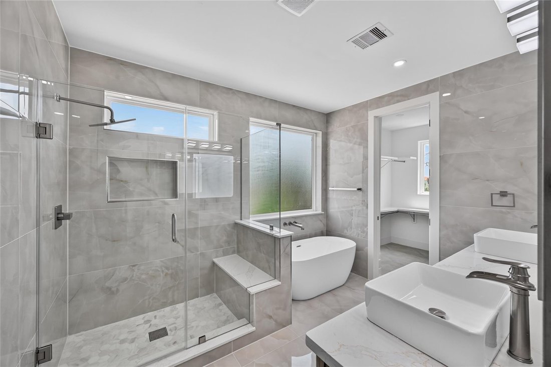 House in Houston, Texas, United States 4 - 18506278