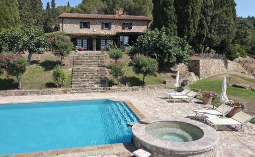 Estate in Sassetta, Tuscany, Italy 1
