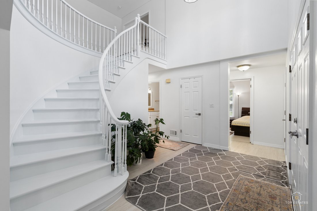House in Hoffman Estates, Illinois, United States 3 - 18505701
