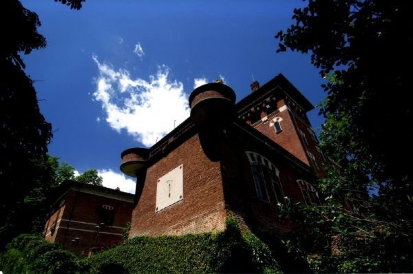 Castle in Center, Asti, Piedmont 1 - 16651244
