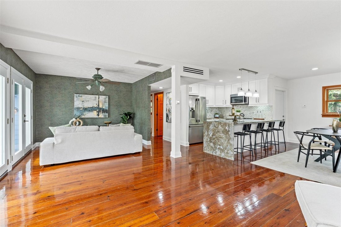 House in Tampa, Florida, United States 5 - 18505688