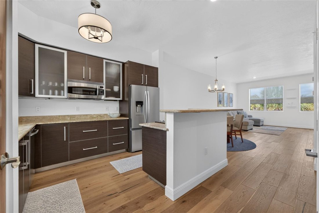 Condo in Sarasota, Florida, United States 5 - 18505647