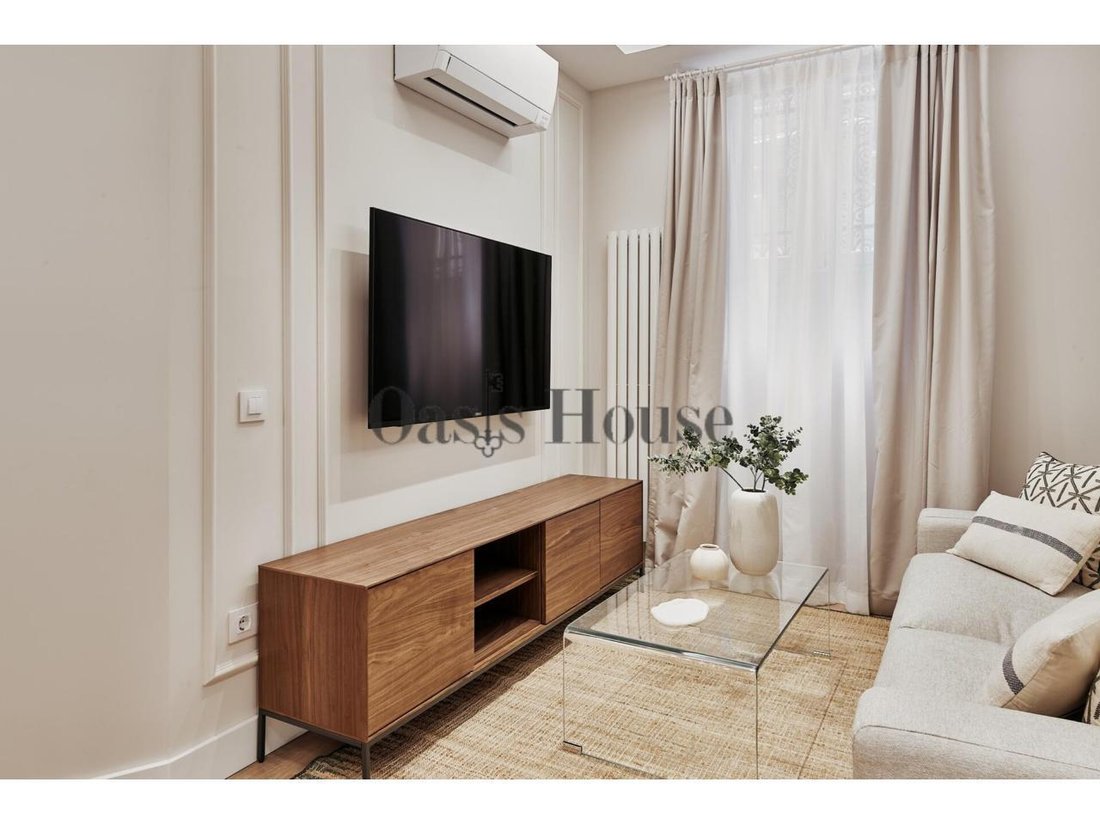 Apartment in Chamberi, Madrid, Spain 2 - 18359254