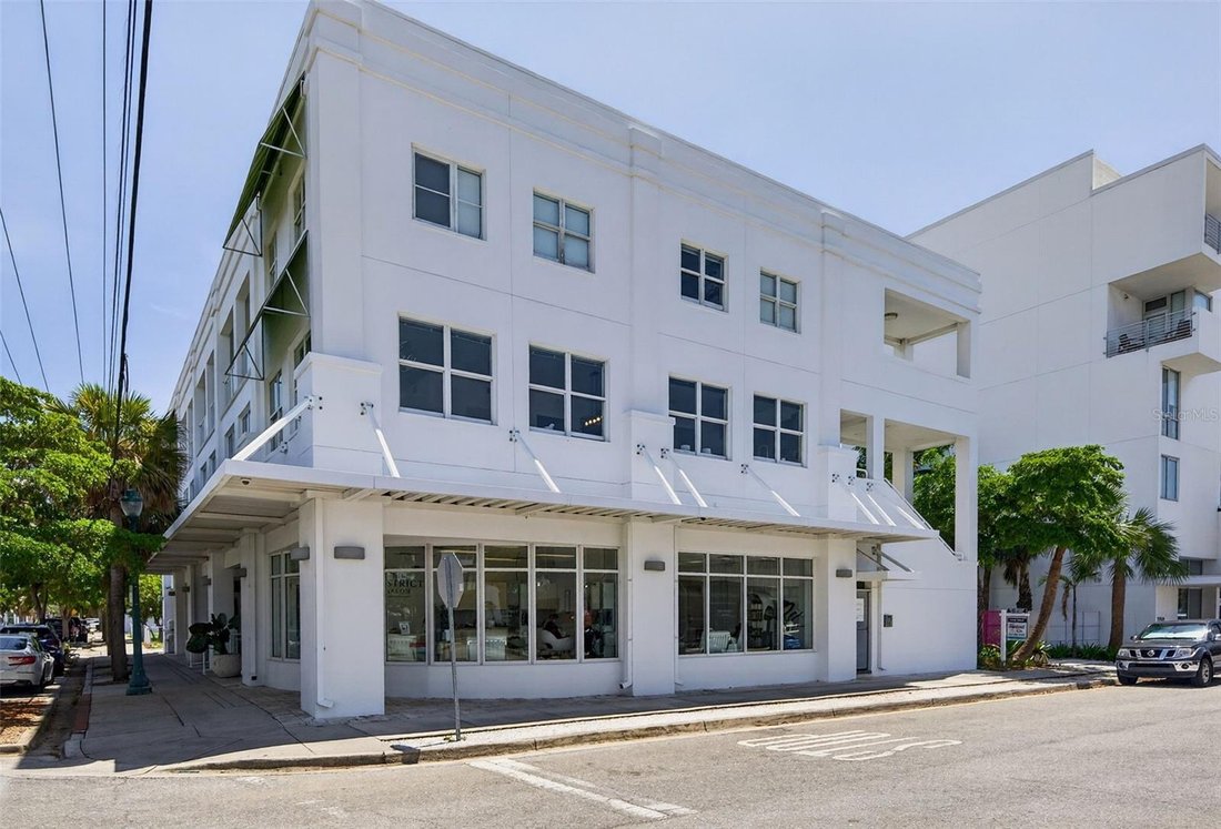 Condo in Sarasota, Florida, United States 2 - 18505647