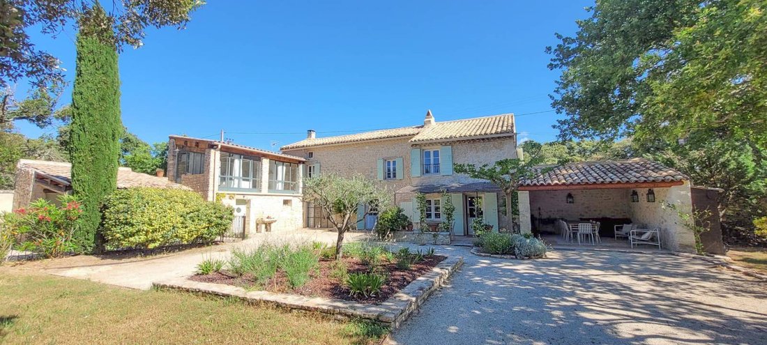 Casa a Saint-Restitut, Auvergne-Rodano-Alpi, Francia 1 - 18506307