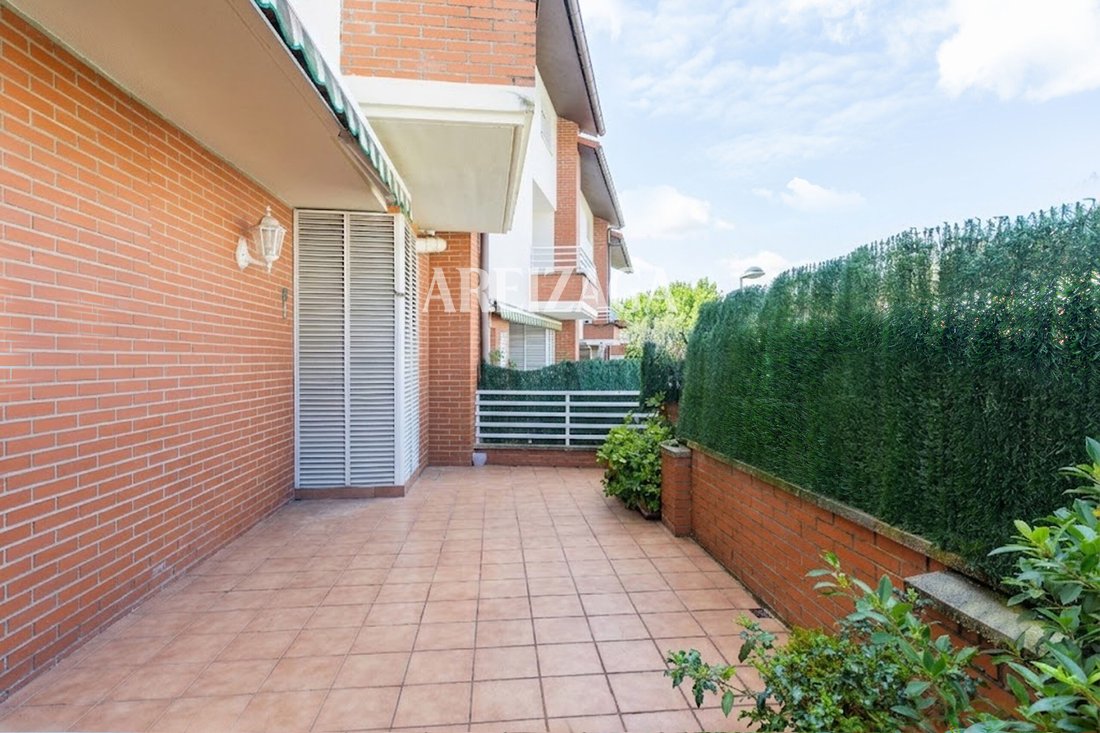 House in Mendebaldea, Donostia-San Sebastian, Spain 2 - 18505941