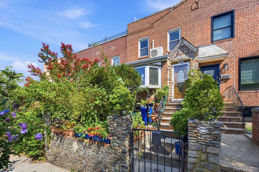 House in New York, New York, United States 2 - 18505675