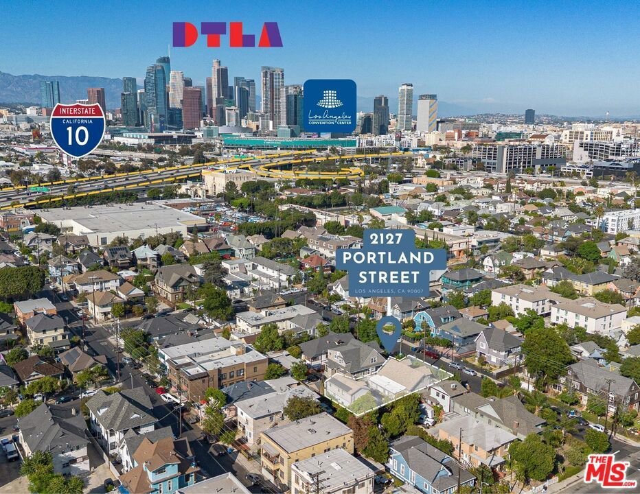 Los Angeles, California, United States 2 - 18505580