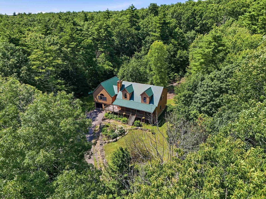 House in Derry, New Hampshire, United States 3 - 18506006
