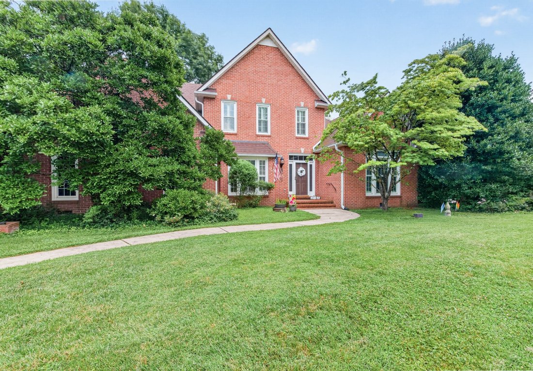 House in Tullahoma, Tennessee, United States 3 - 18505824