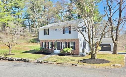 House in Smithfield, Rhode Island, United States 1