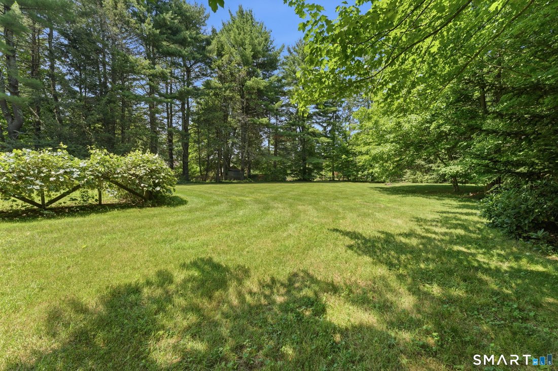 House in Simsbury, Connecticut, United States 4 - 18505877
