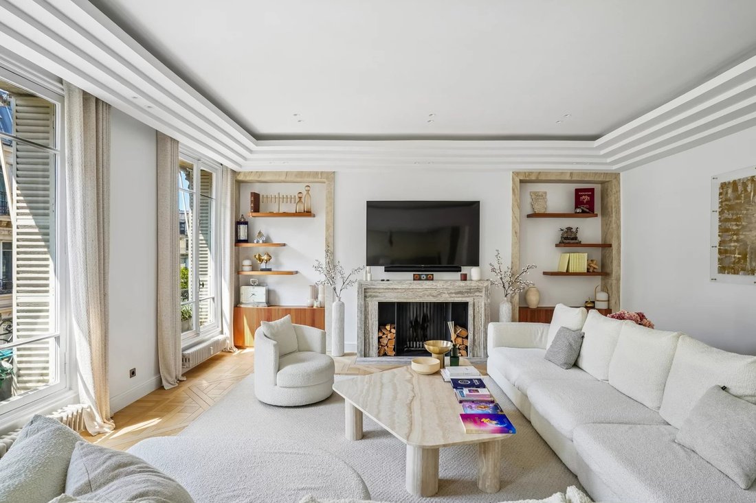 Apartment in Invalides, Paris 7e Arrondissement, Paris 4 - 18251132