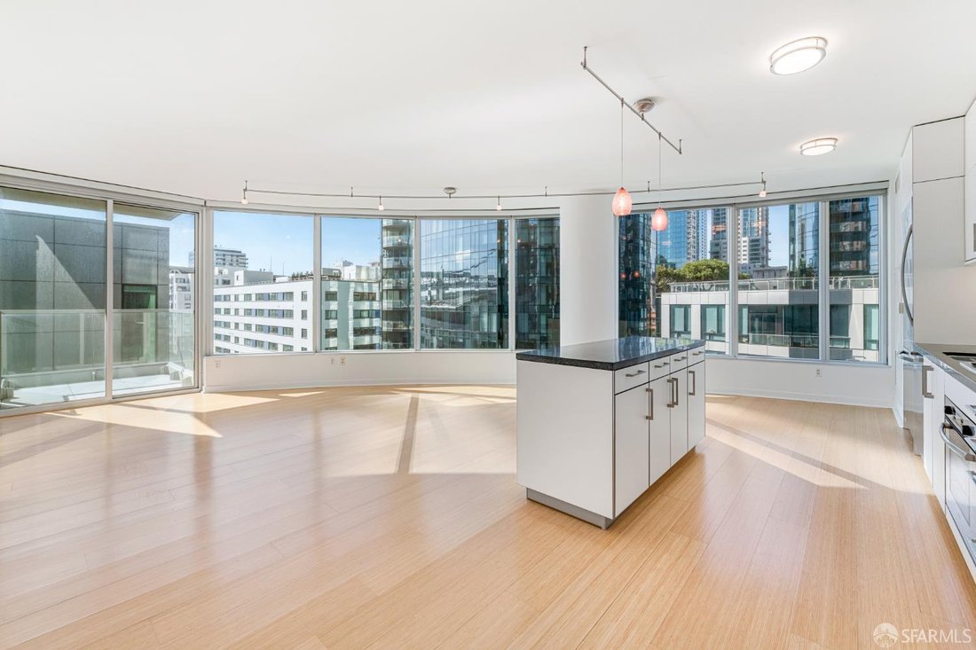 Condo in San Francisco, California, United States 4 - 18506028