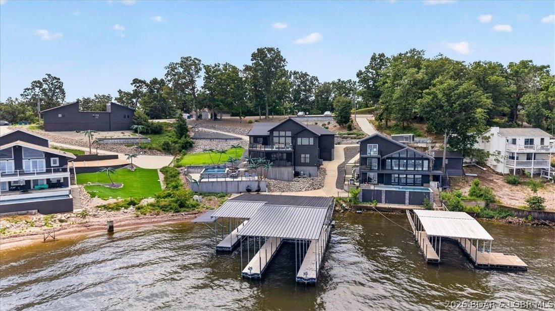 House in Lake Ozark, Missouri, United States 1 - 18505921