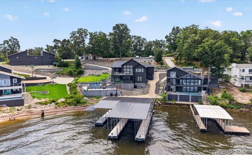 House in Lake Ozark, Missouri, United States 1