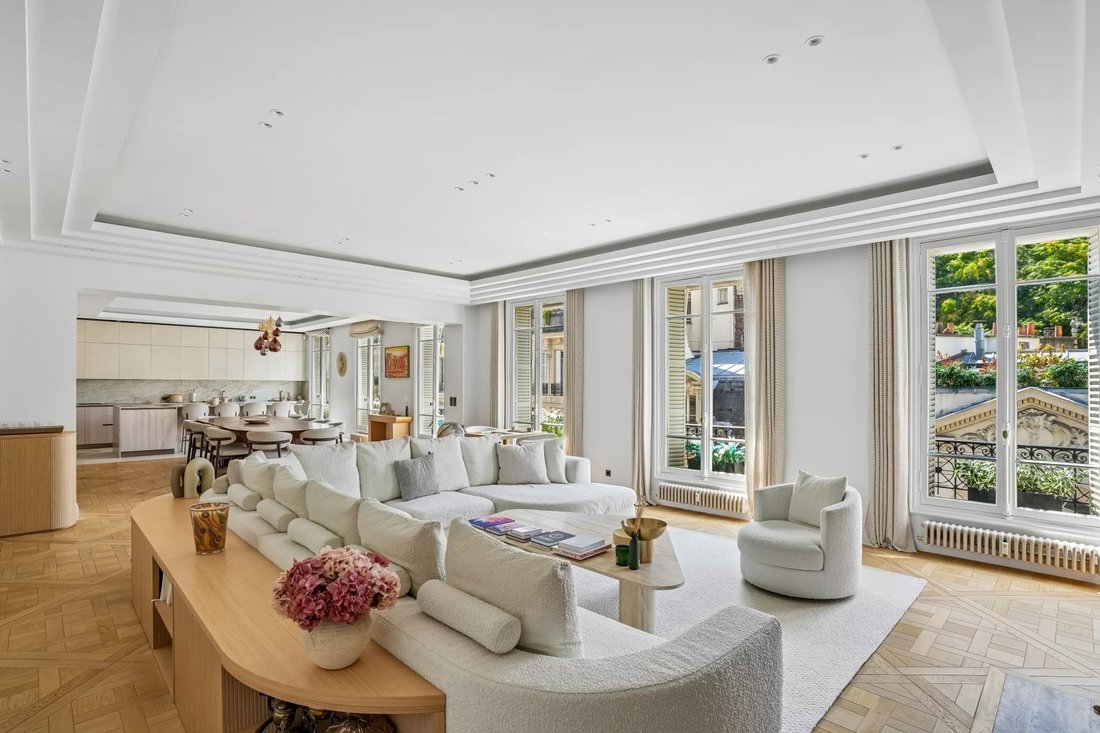 Apartment in Invalides, Paris 7e Arrondissement, Paris 2 - 18251132