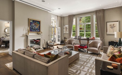 Apartment in Hyde Park, Westminster, England 1