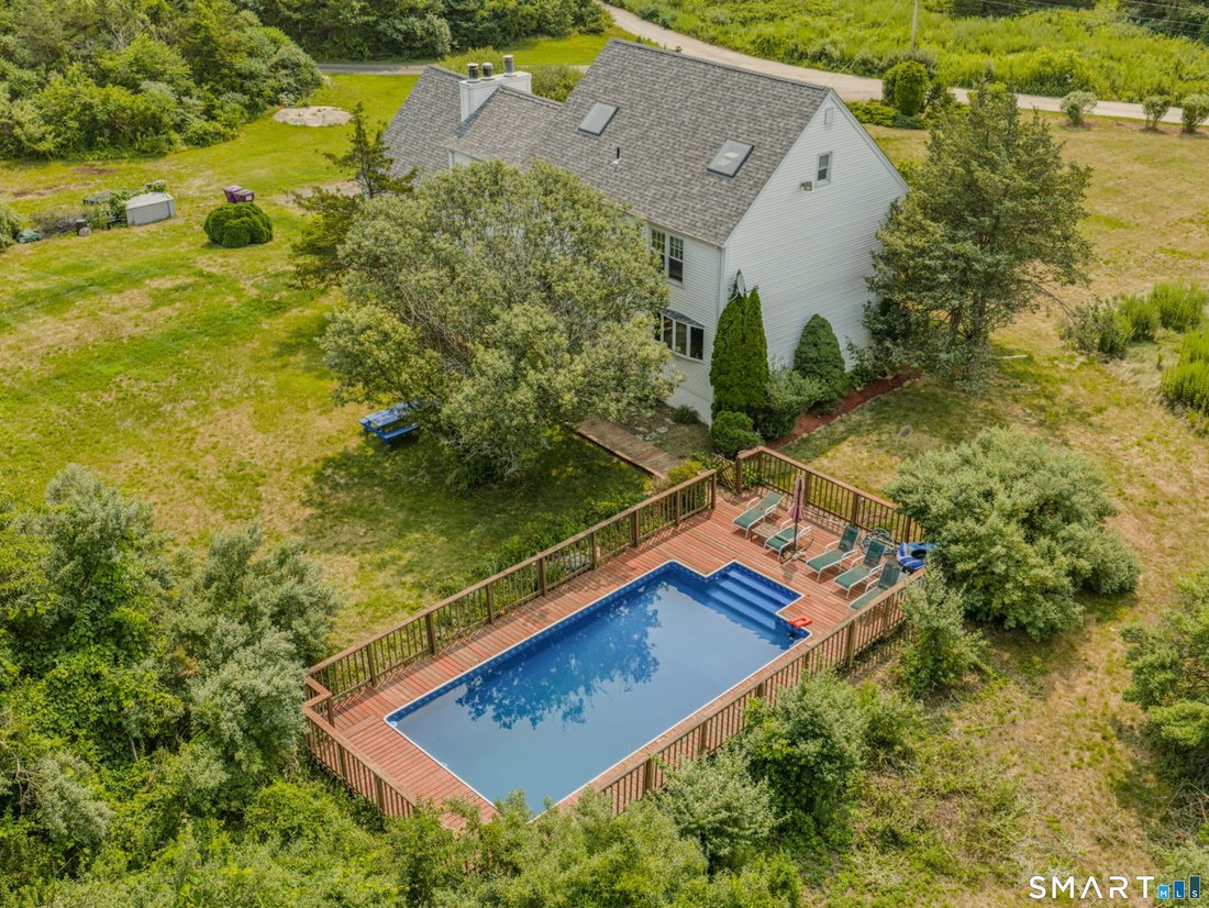 House in Guilford, Connecticut, United States 3 - 18505867