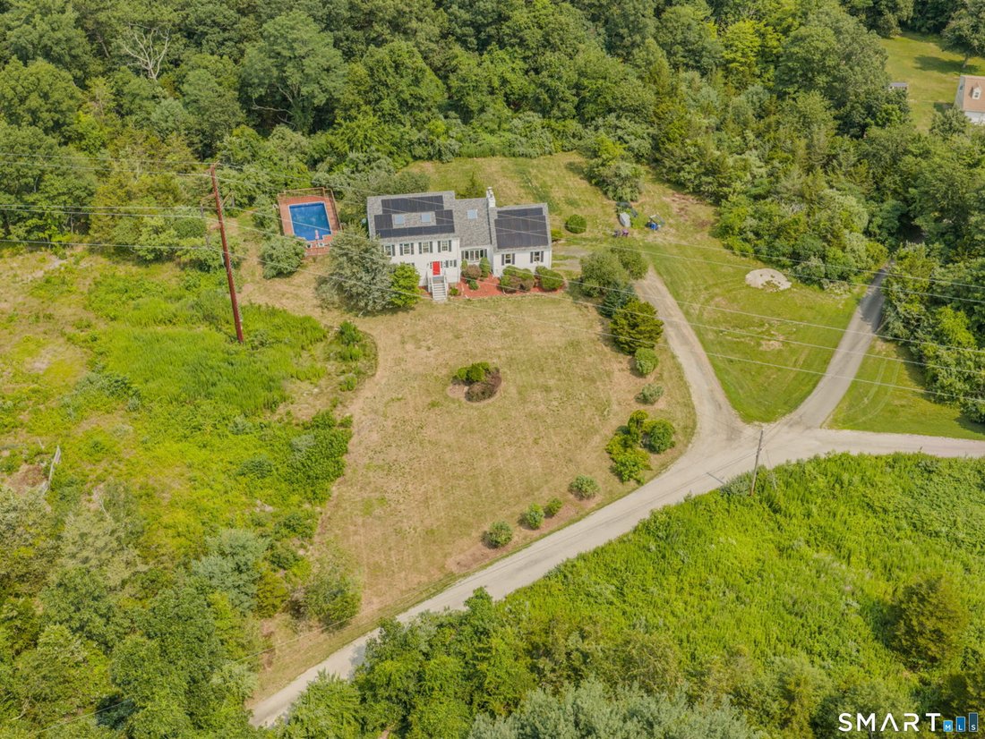 House in Guilford, Connecticut, United States 2 - 18505867